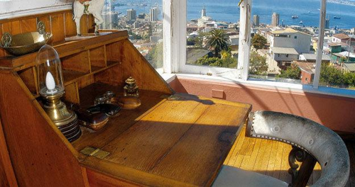 A mesa de trabalho do poeta,em La Sebastiana